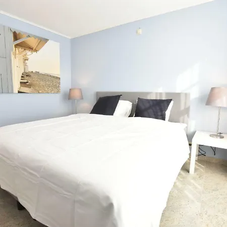 Modern In By The Seabeach Apartment