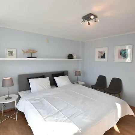 Modern In By The Seabeach Apartment *